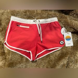 XS Vuori Athletic shorts